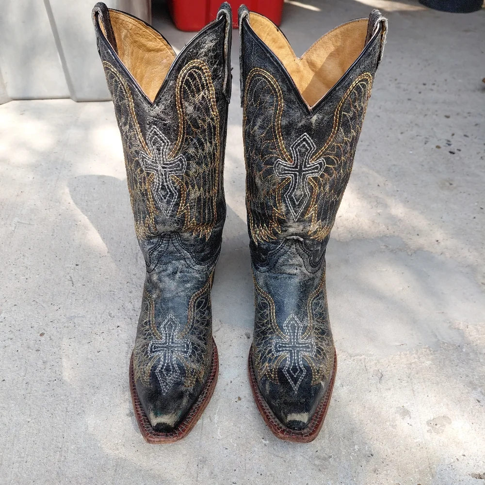 Corral Goldie Winged Distress Boots